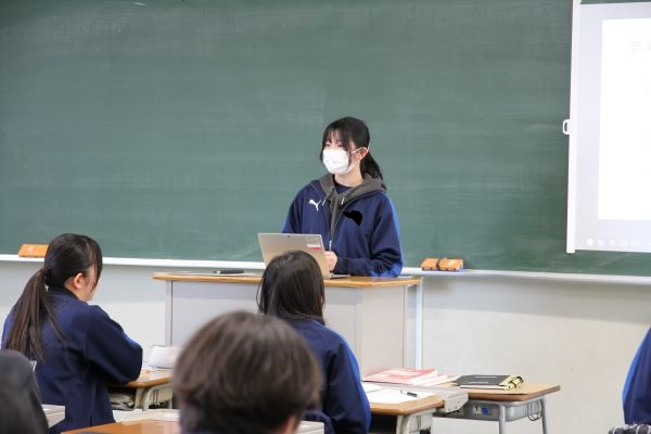 080309 高１探究発表 (51).JPG